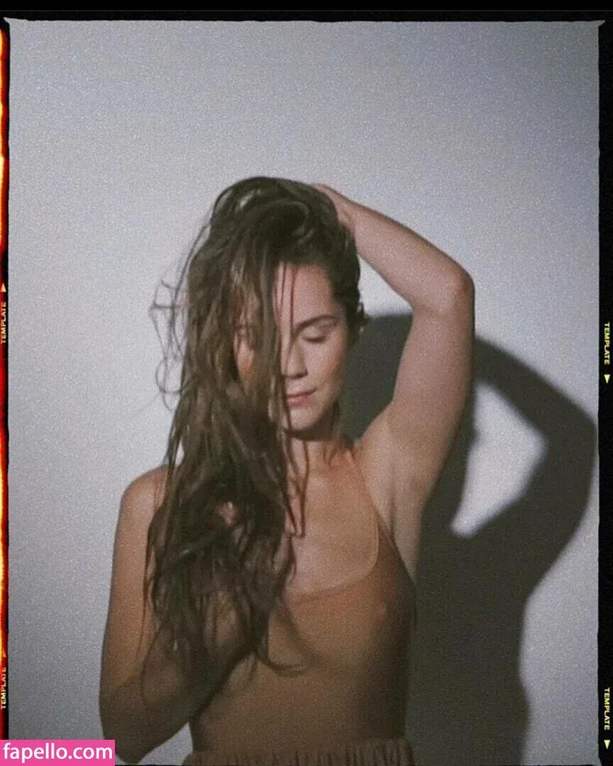 Camila Sodi Onlyfans Photo Gallery 