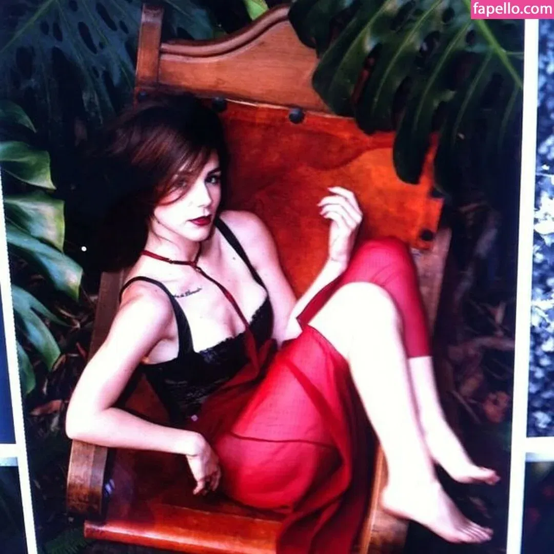 Camila Sodi Onlyfans Photo Gallery 