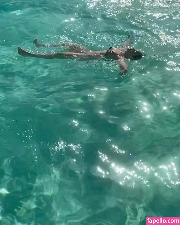 Camila Sodi Onlyfans Photo Gallery 