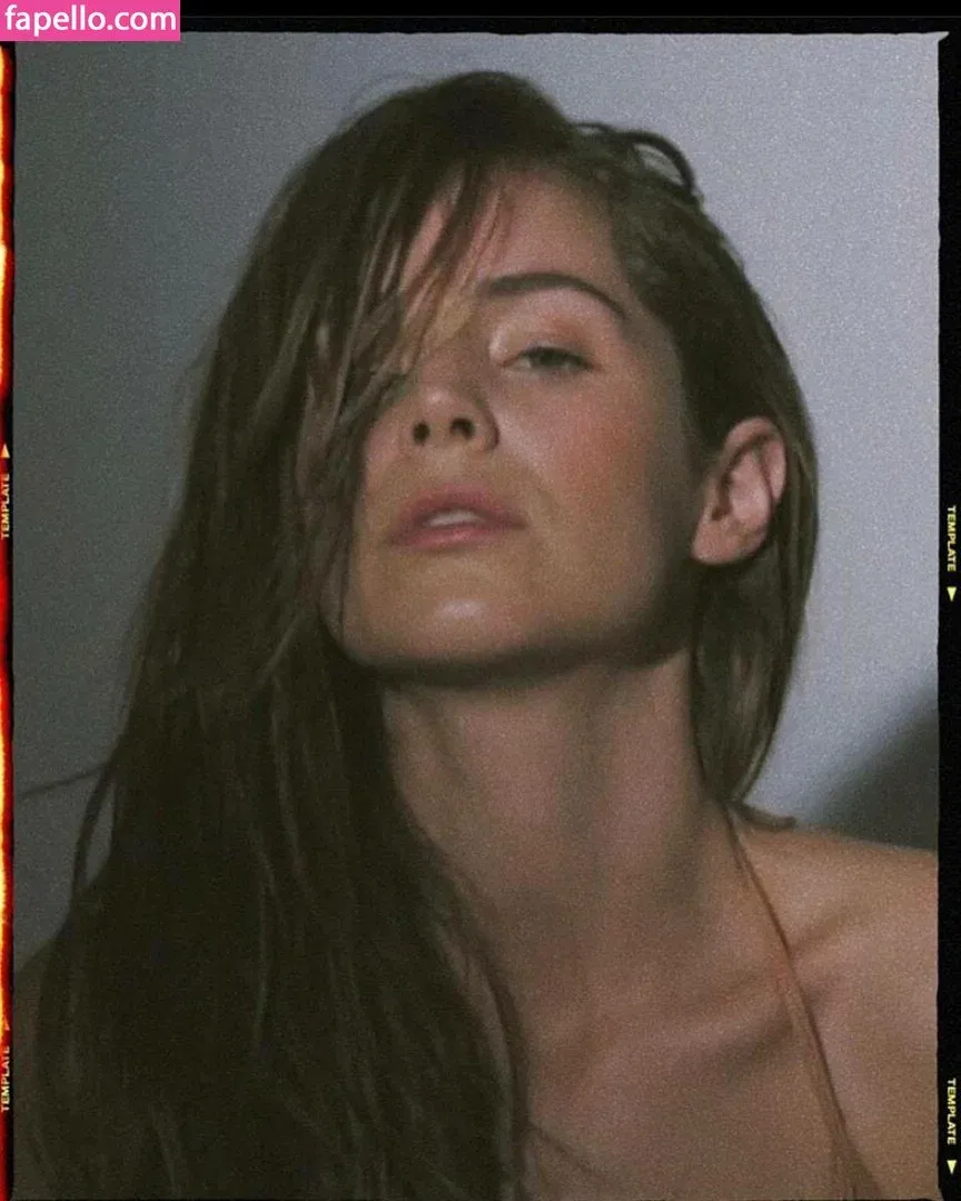 Camila Sodi Onlyfans Photo Gallery 