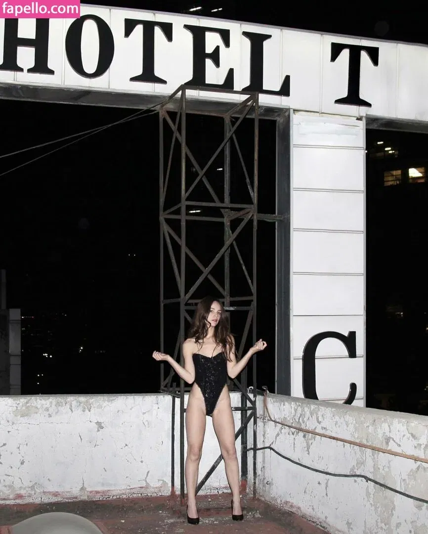 Camila Sodi Onlyfans Photo Gallery 