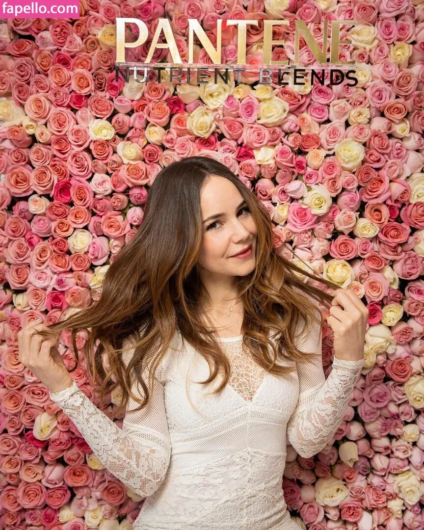 Camila Sodi Onlyfans Photo Gallery 