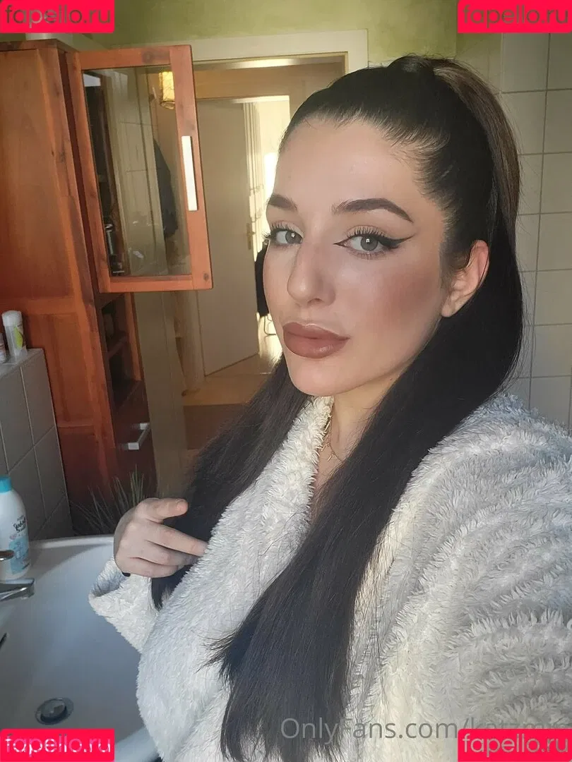katzmin Onlyfans Photo Gallery 