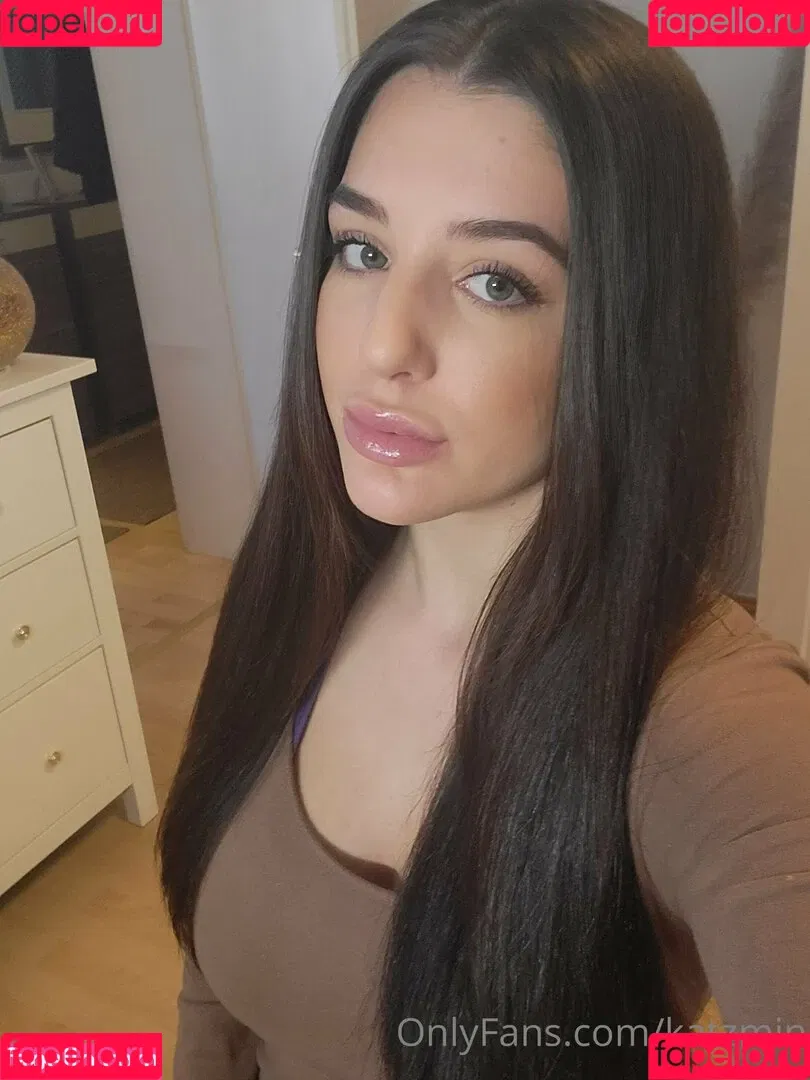katzmin Onlyfans Photo Gallery 