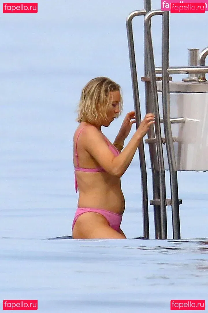 katzmin Onlyfans Photo Gallery 