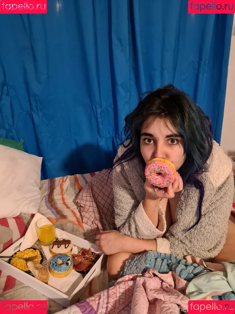 petiteeprincess Onlyfans Photo Gallery 