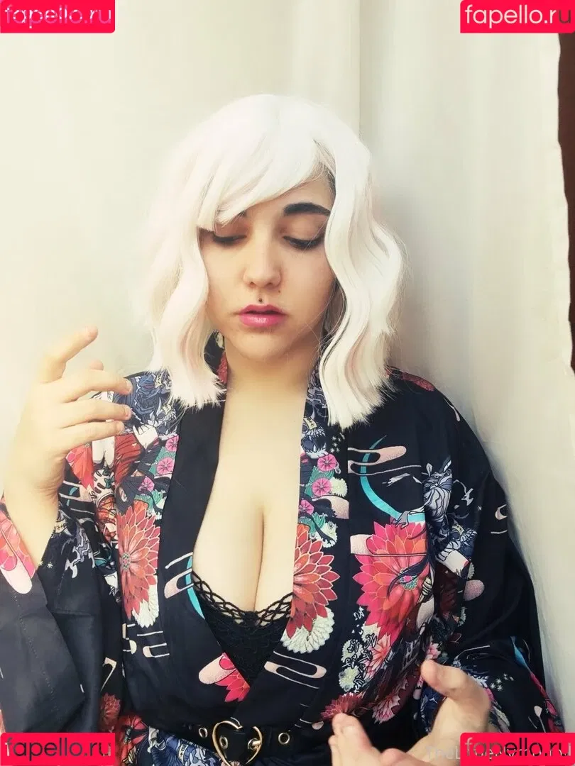petiteeprincess Onlyfans Photo Gallery 