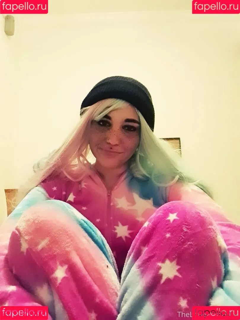 petiteeprincess Onlyfans Photo Gallery 