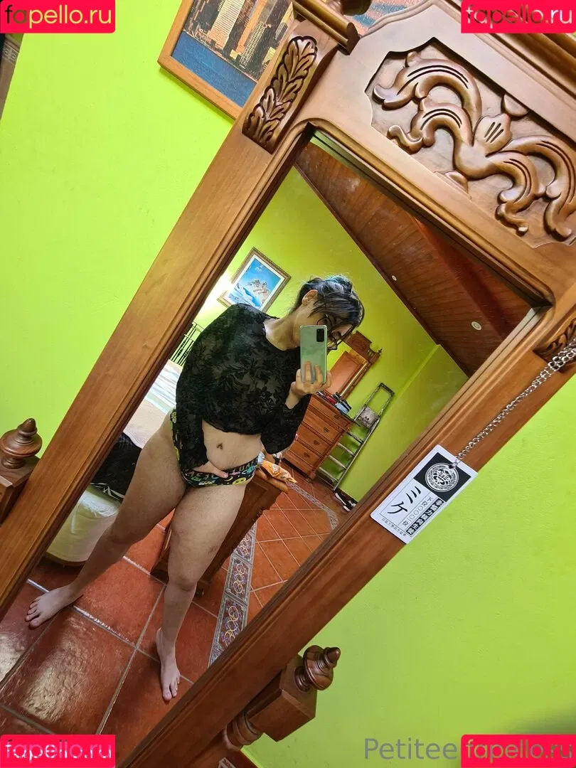 petiteeprincess Onlyfans Photo Gallery 