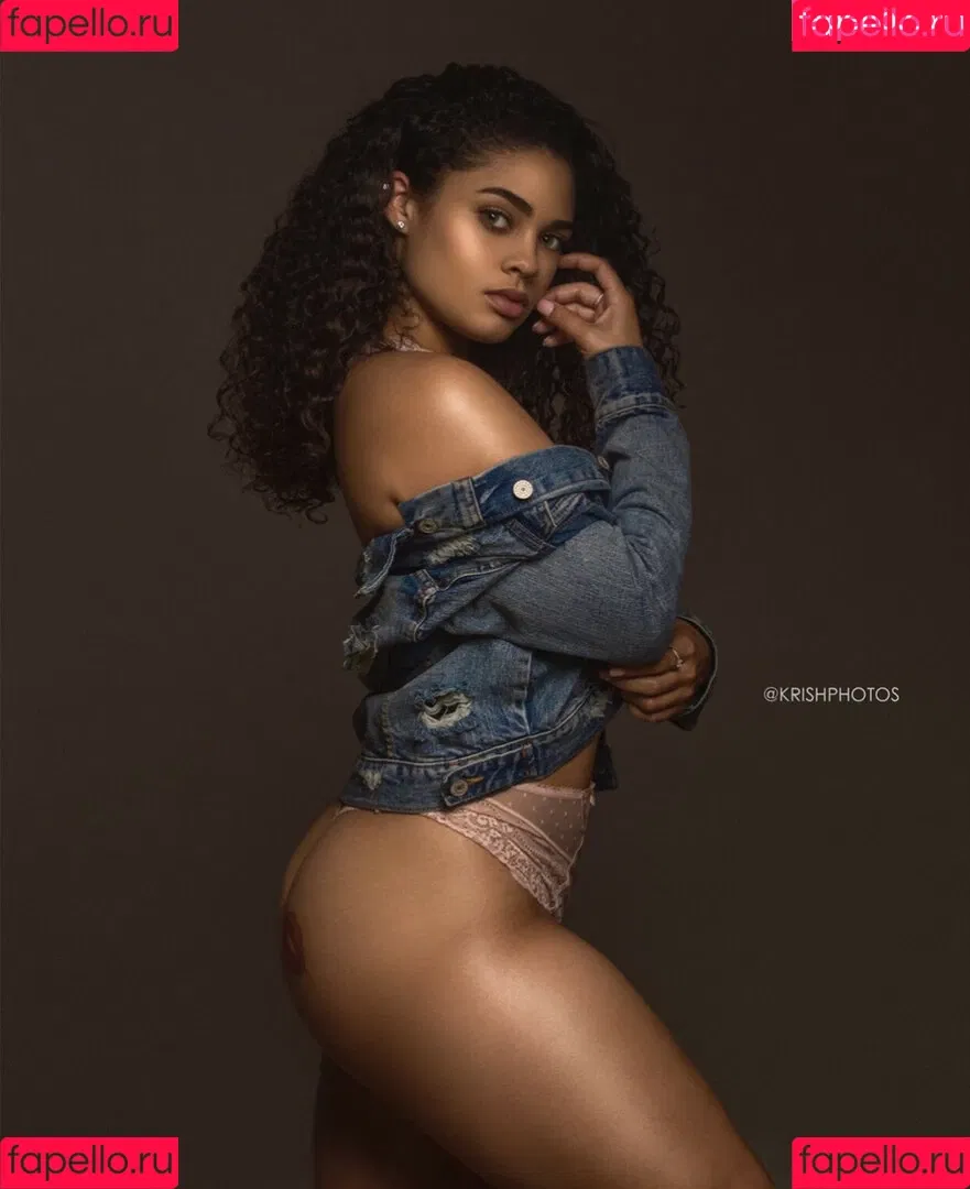 Ravyn Rochelle Onlyfans Photo Gallery 
