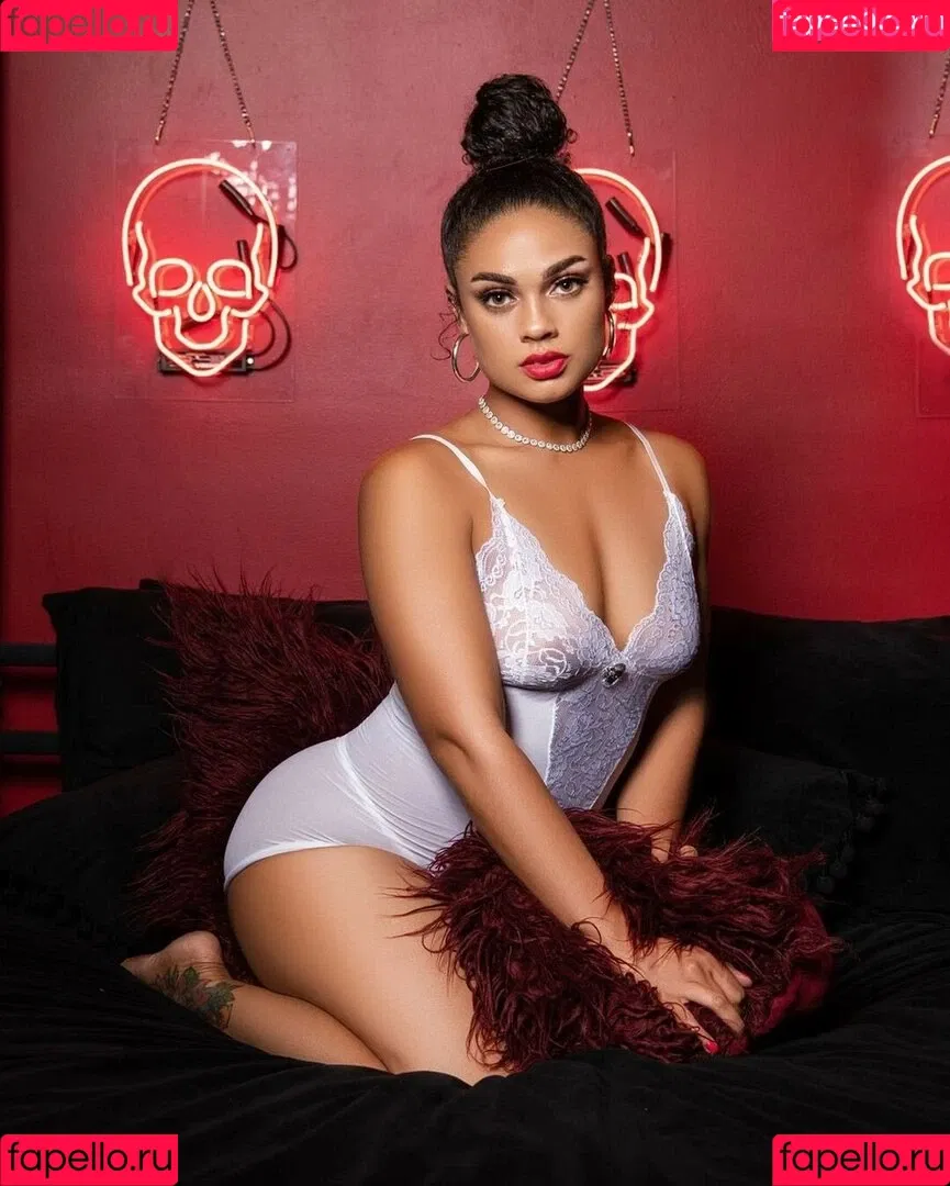 Ravyn Rochelle Onlyfans Photo Gallery 
