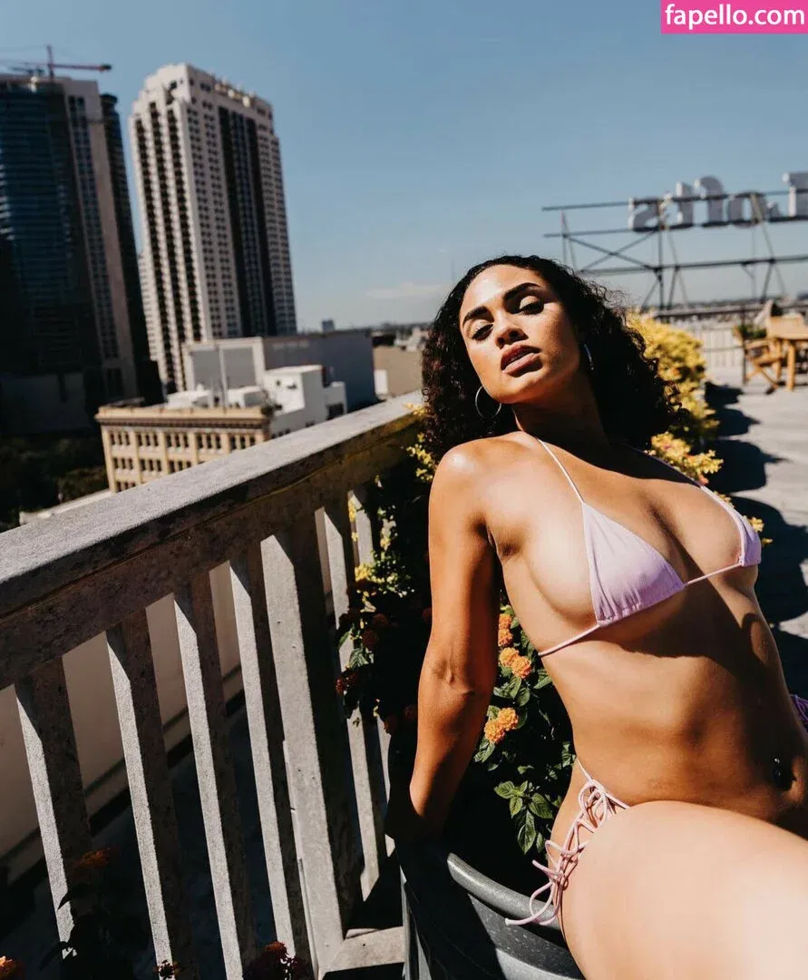 Ravyn Rochelle Onlyfans Photo Gallery 