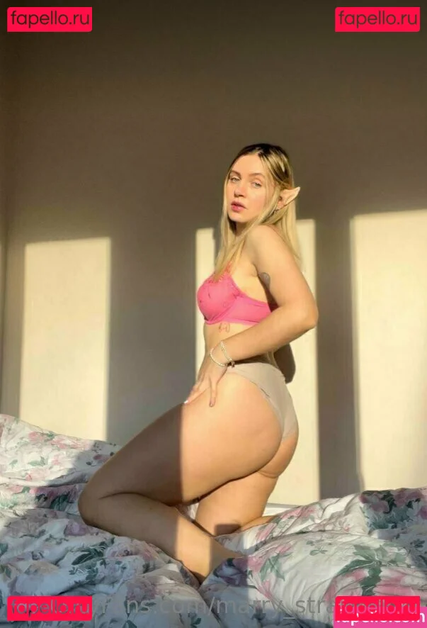 marry_strawberry Onlyfans Photo Gallery 