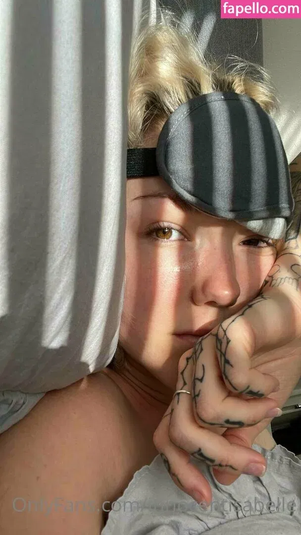 innocentisabelle Onlyfans Photo Gallery 