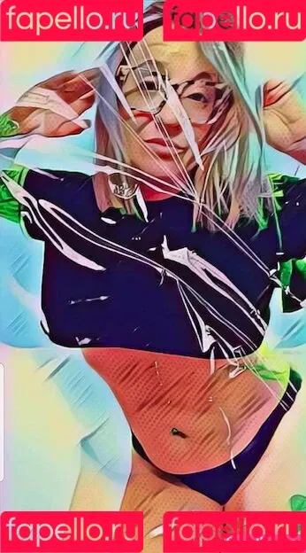 molleewaters Onlyfans Photo Gallery 