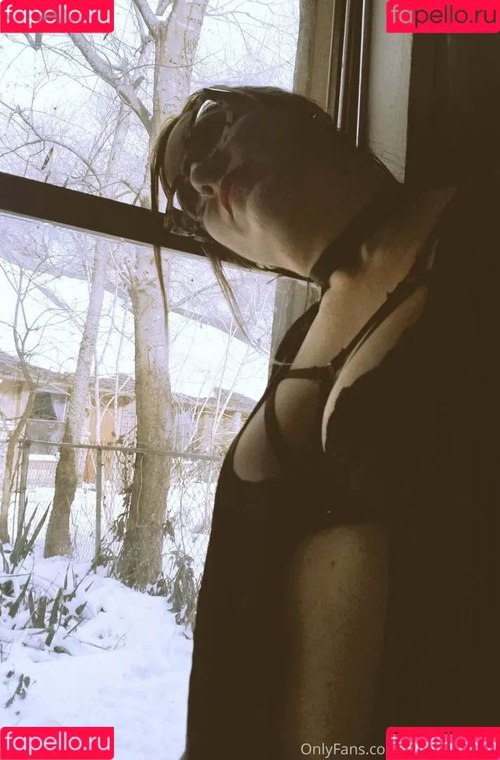 molleewaters Onlyfans Photo Gallery 