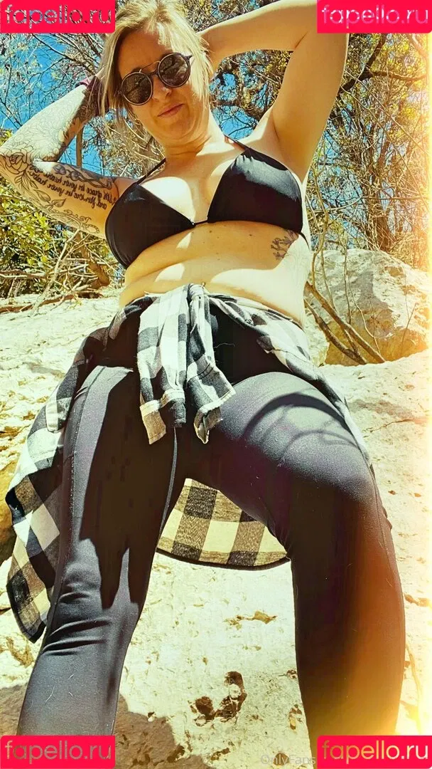 molleewaters Onlyfans Photo Gallery 