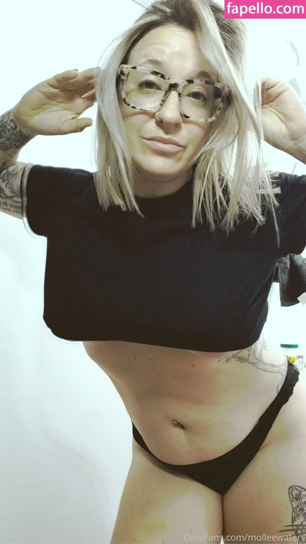 molleewaters Onlyfans Photo Gallery 