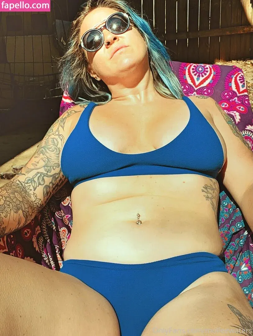 molleewaters Onlyfans Photo Gallery 