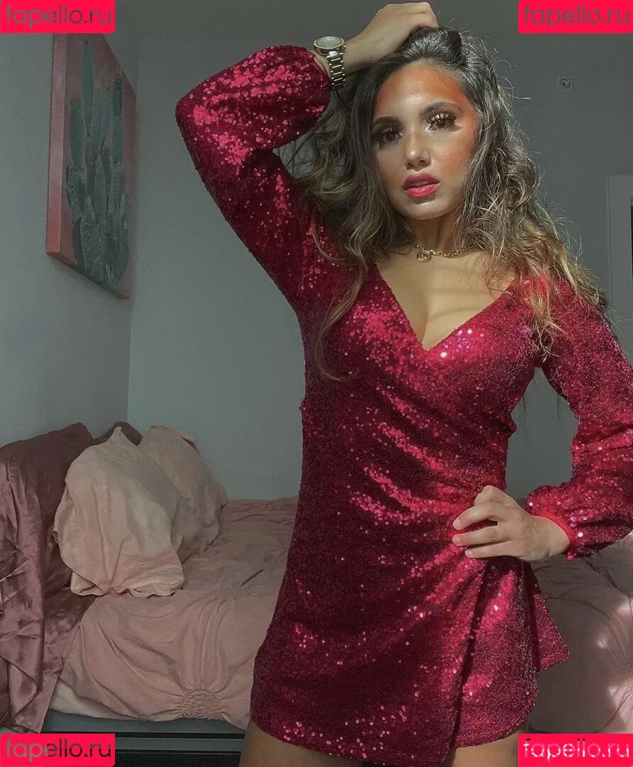 Shari G Onlyfans Photo Gallery 