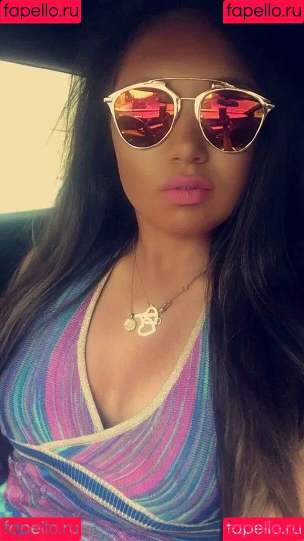 Shari G Onlyfans Photo Gallery 