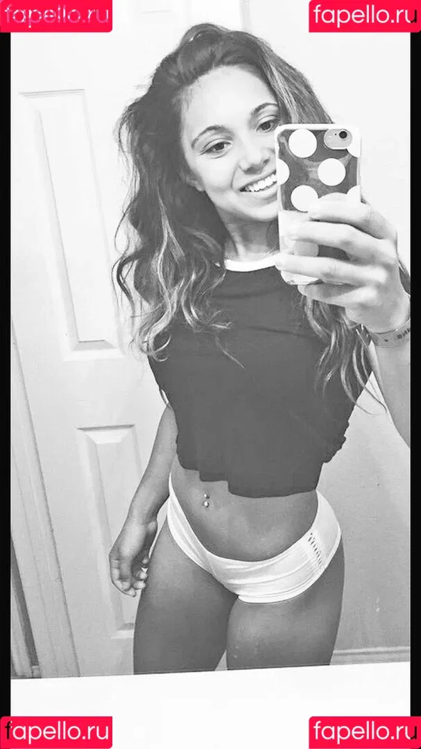 Shari G Onlyfans Photo Gallery 