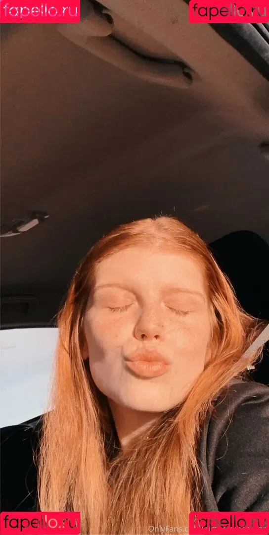 sexyredinbedfree Onlyfans Photo Gallery 