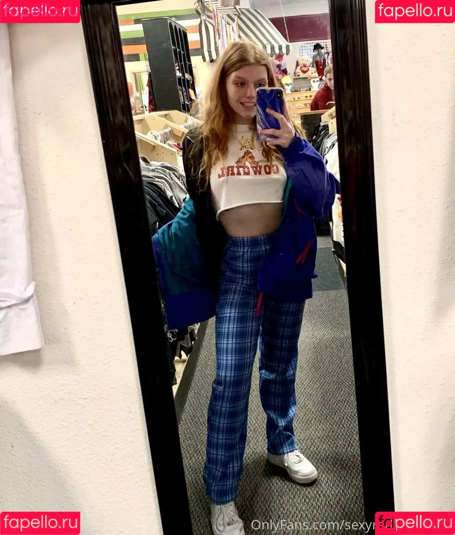 sexyredinbedfree Onlyfans Photo Gallery 