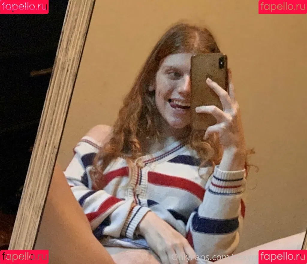 sexyredinbedfree Onlyfans Photo Gallery 