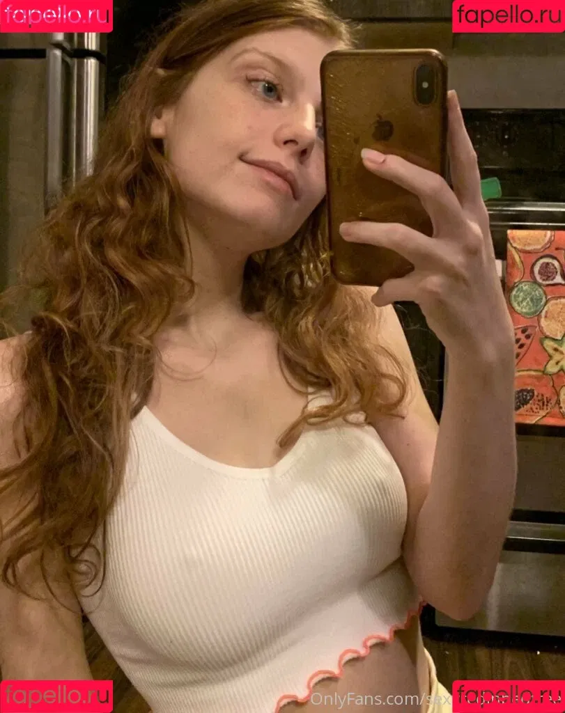 sexyredinbedfree Onlyfans Photo Gallery 