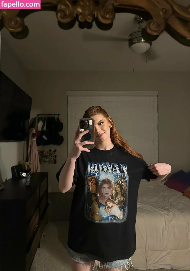 sexyredinbedfree Onlyfans Photo Gallery 