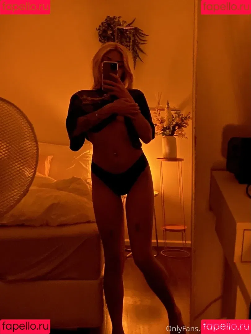 Deathlessley Onlyfans Photo Gallery 