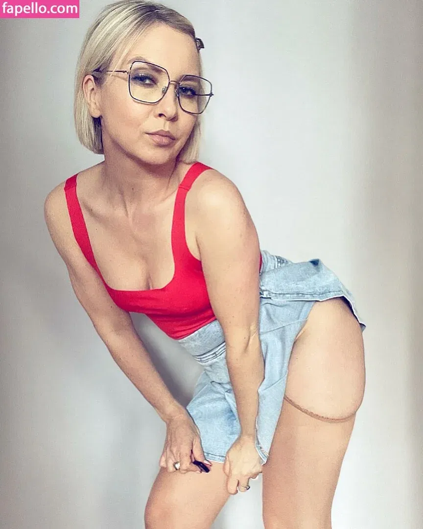 alex.andra76 Onlyfans Photo Gallery 