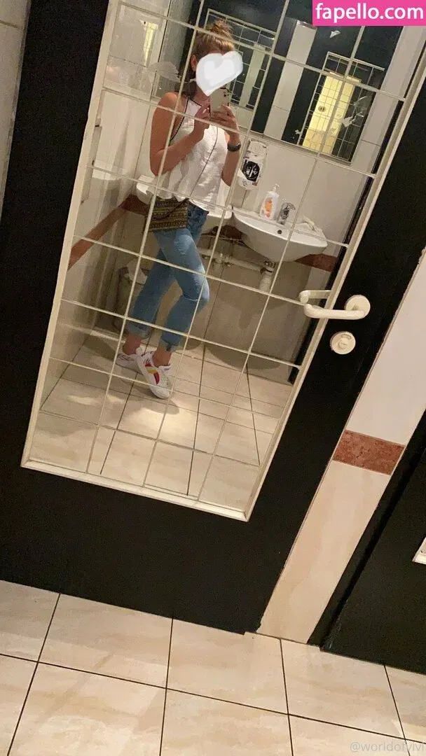 worldofvivi Onlyfans Photo Gallery 