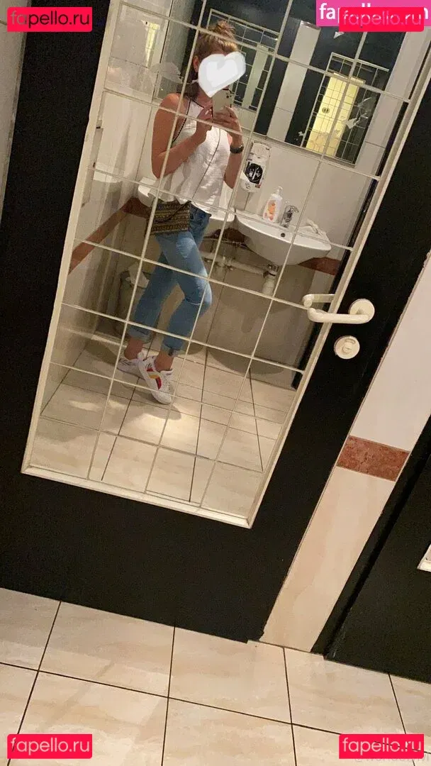 worldofvivi Onlyfans Photo Gallery 