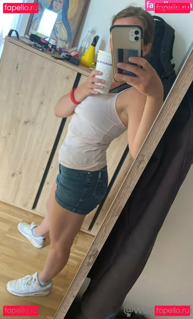 worldofvivi Onlyfans Photo Gallery 