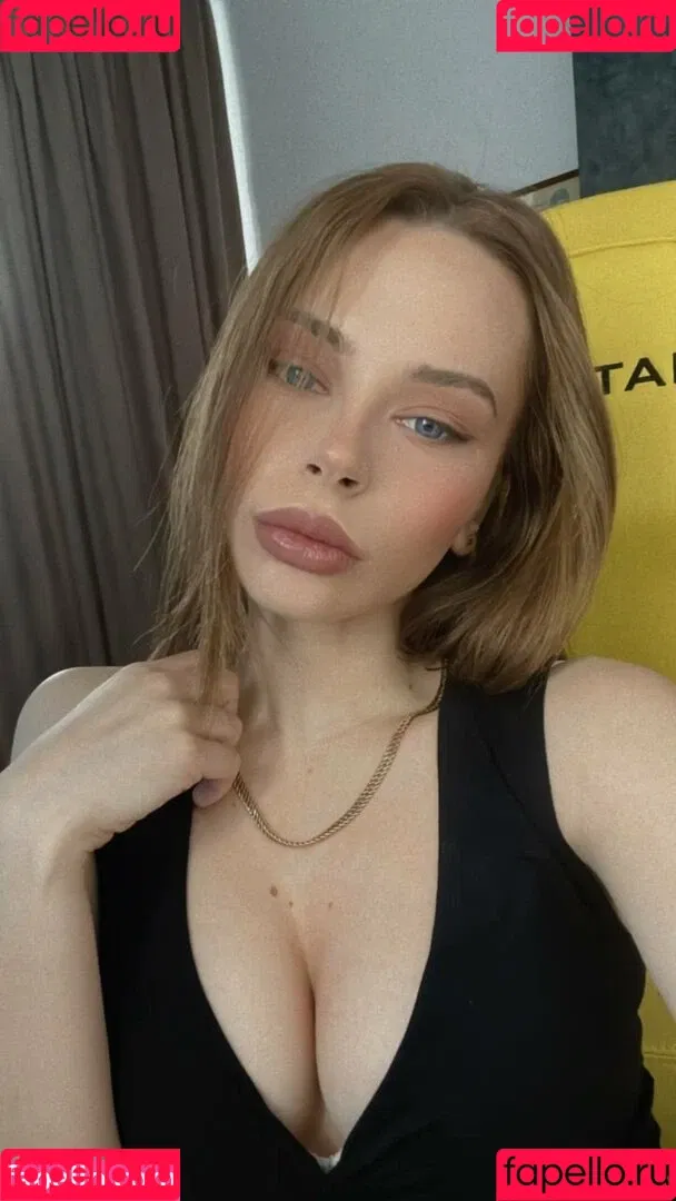 Mihalina Novakovskaya Onlyfans Photo Gallery 
