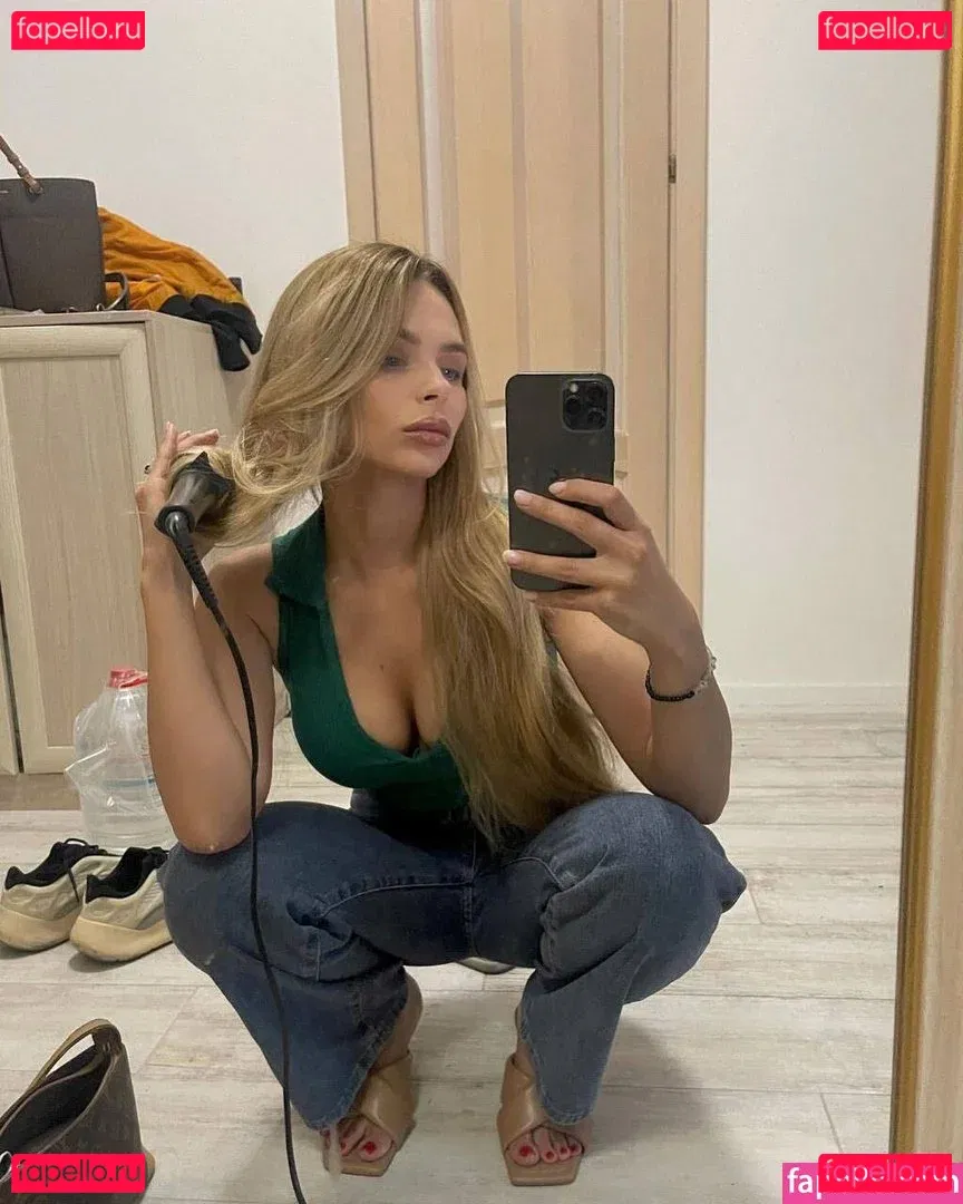 Mihalina Novakovskaya Onlyfans Photo Gallery 