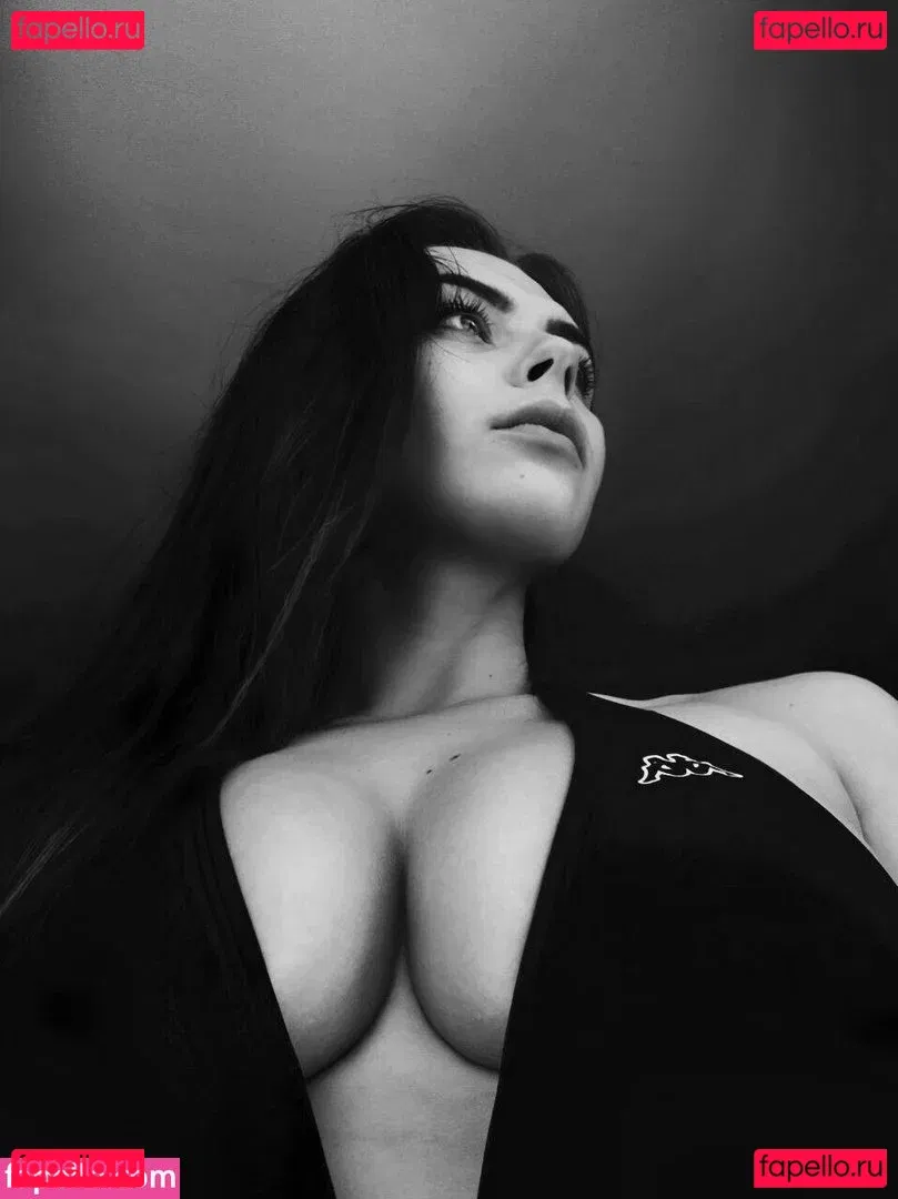 Mihalina Novakovskaya Onlyfans Photo Gallery 