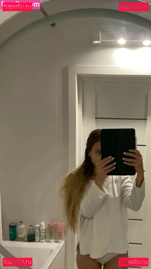 Mihalina Novakovskaya Onlyfans Photo Gallery 