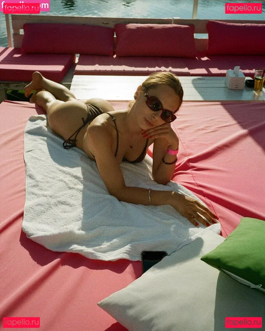 Mihalina Novakovskaya Onlyfans Photo Gallery 