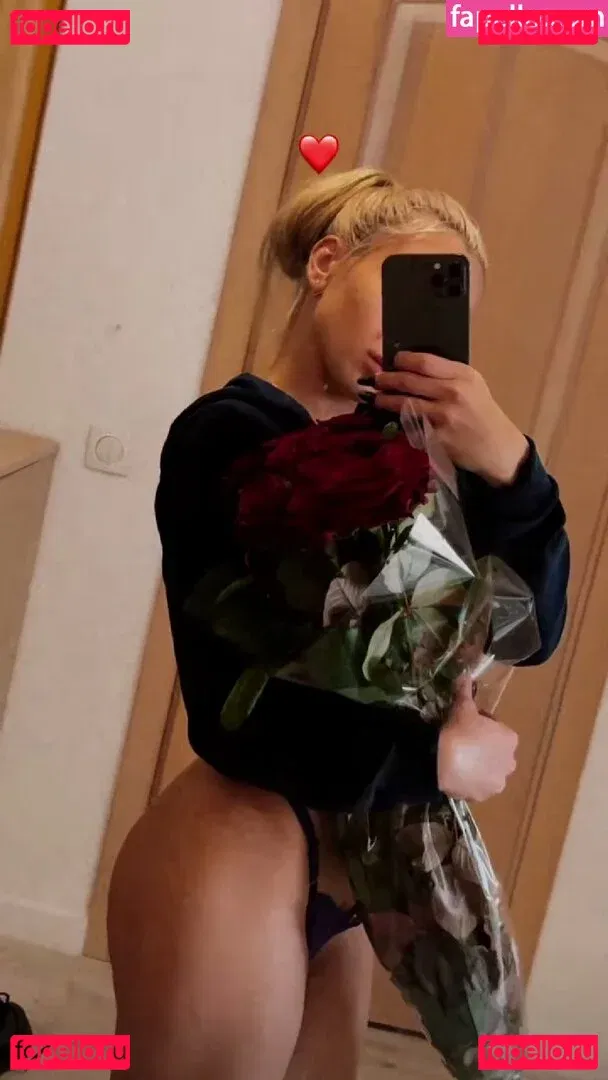 Mihalina Novakovskaya Onlyfans Photo Gallery 