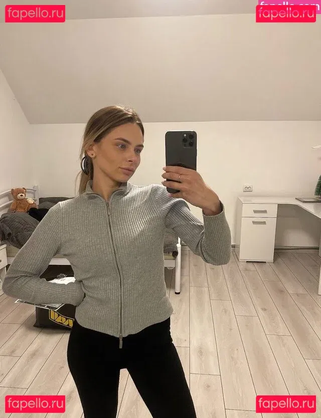 Mihalina Novakovskaya Onlyfans Photo Gallery 