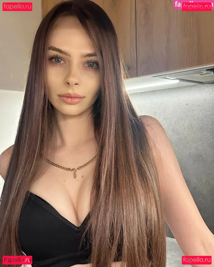 Mihalina Novakovskaya Onlyfans Photo Gallery 