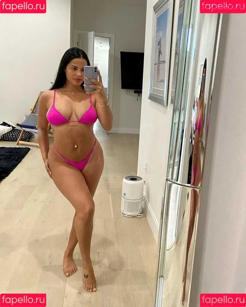 Katya Elise Henry Onlyfans Photo Gallery 
