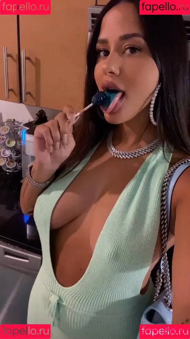 Katya Elise Henry Onlyfans Photo Gallery 