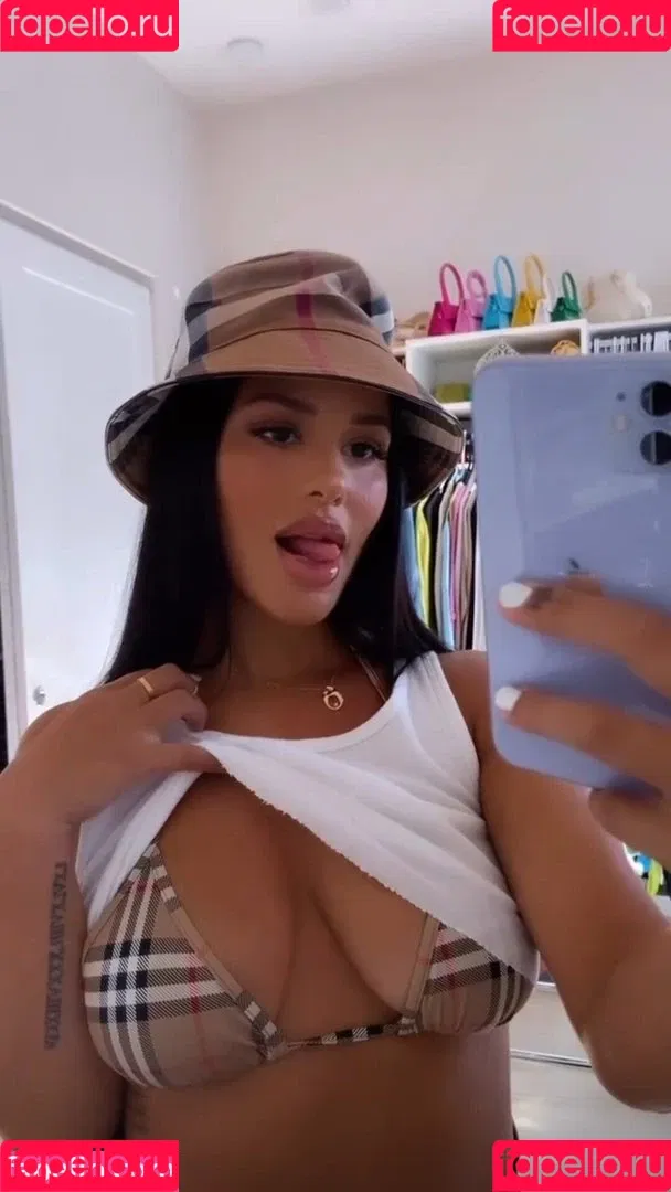 Katya Elise Henry Onlyfans Photo Gallery 