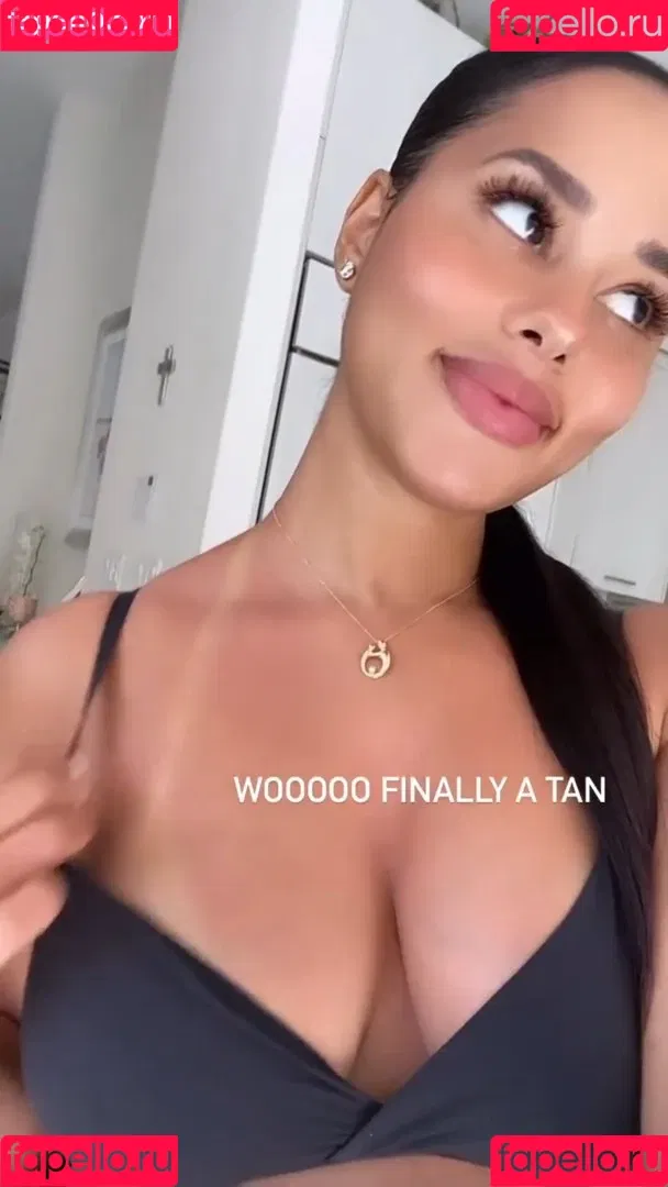 Katya Elise Henry Onlyfans Photo Gallery 