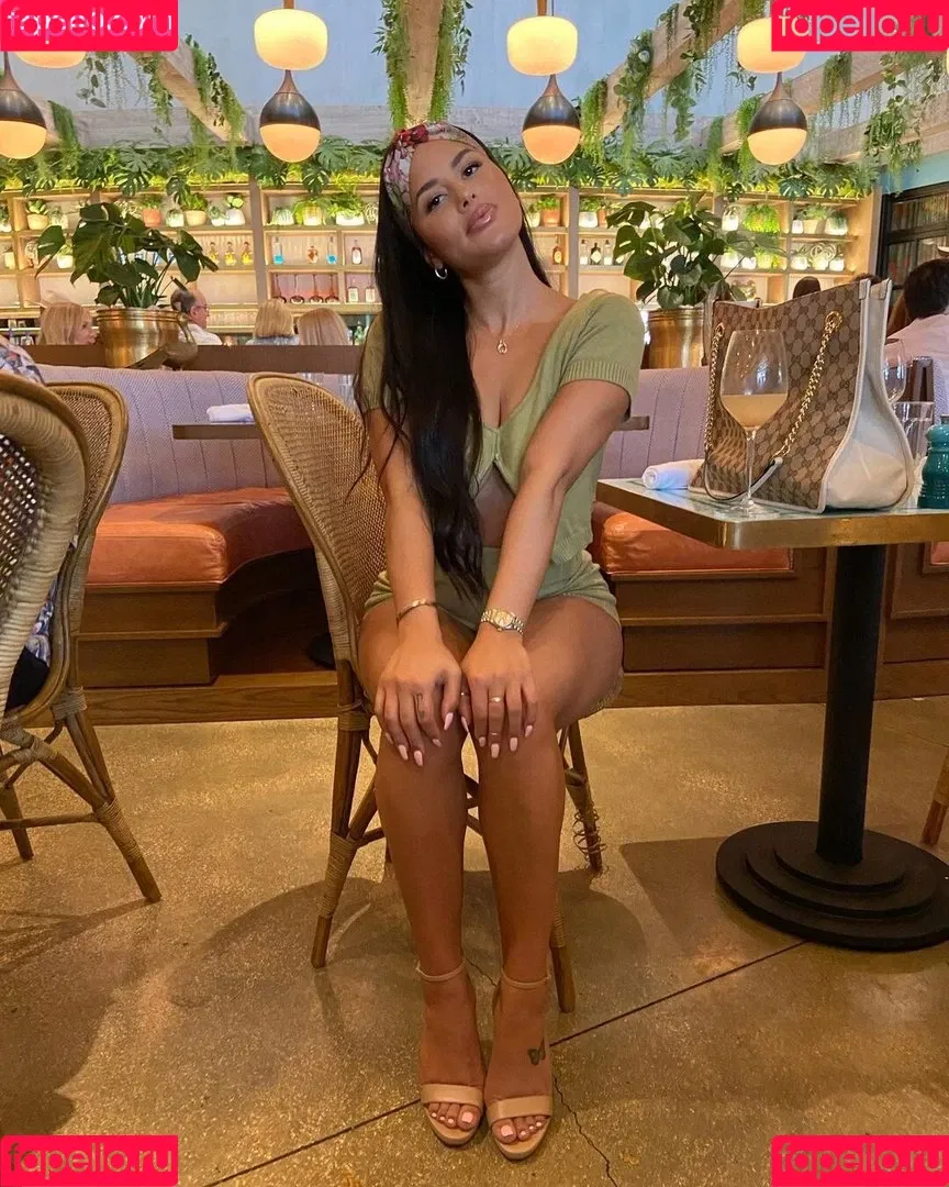 Katya Elise Henry Onlyfans Photo Gallery 