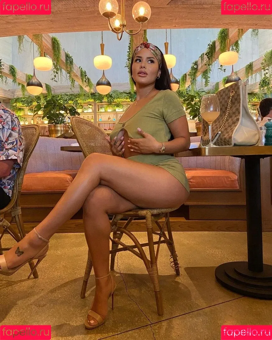 Katya Elise Henry Onlyfans Photo Gallery 